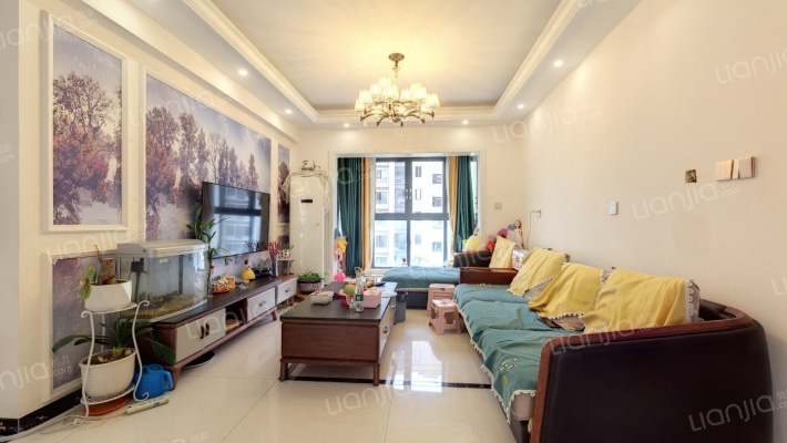 蜀镇领秀湖二手房实景图