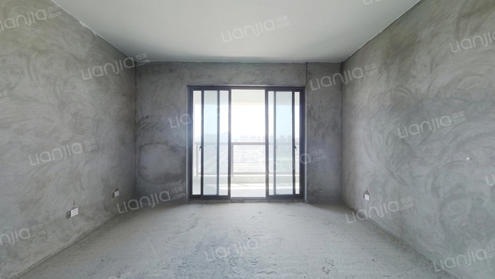 锦鸿嘉园二手房实景图