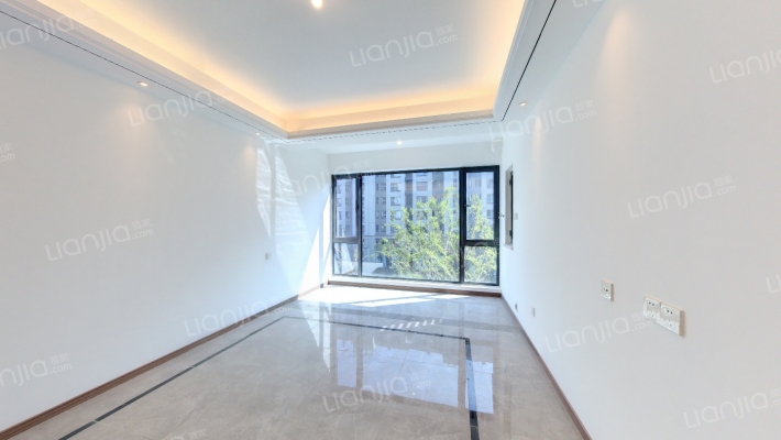 铂凯花园二手房实景图