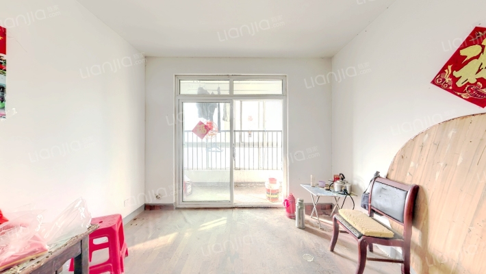 新型家园一期二手房实景图