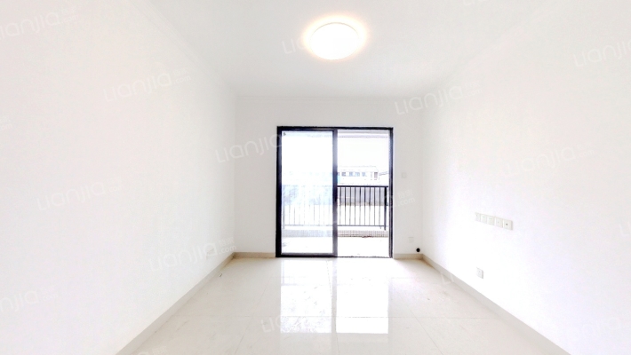 凤秀家园二手房实景图