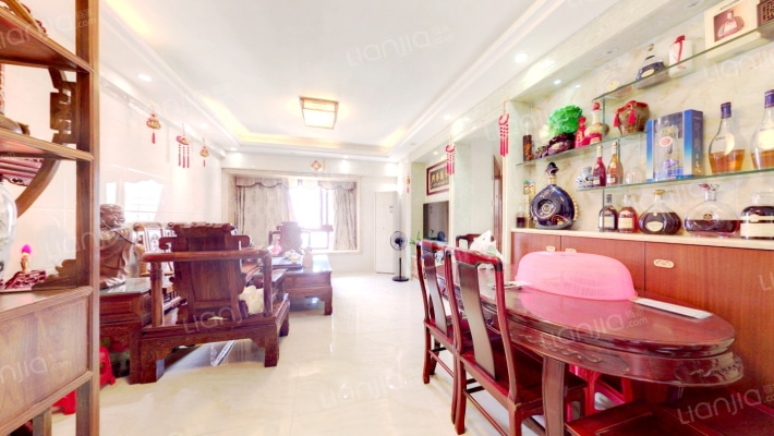 南海中心二手房实景图