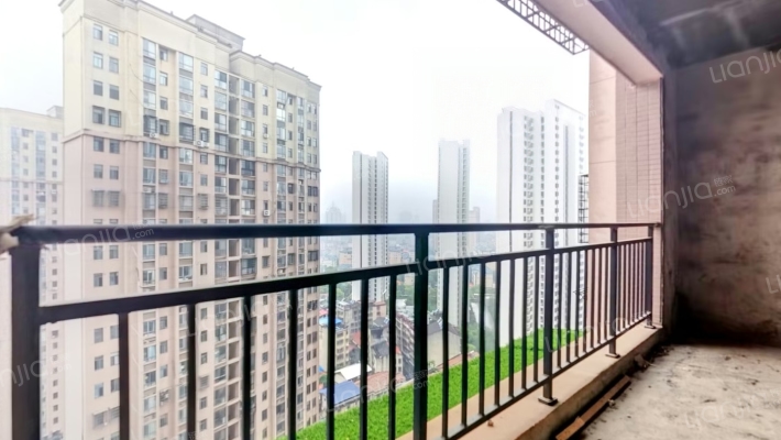 金域华府二手房实景图