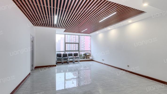 沿海国际中心二手房实景图