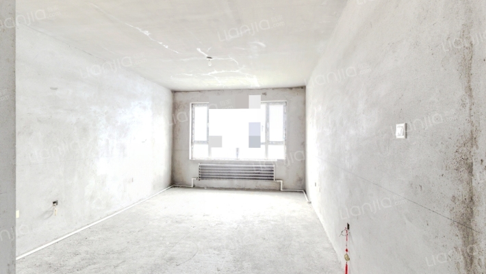 沈铁新苑西区二手房实景图