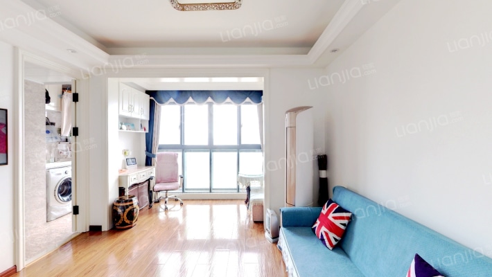 聚英公寓二手房实景图