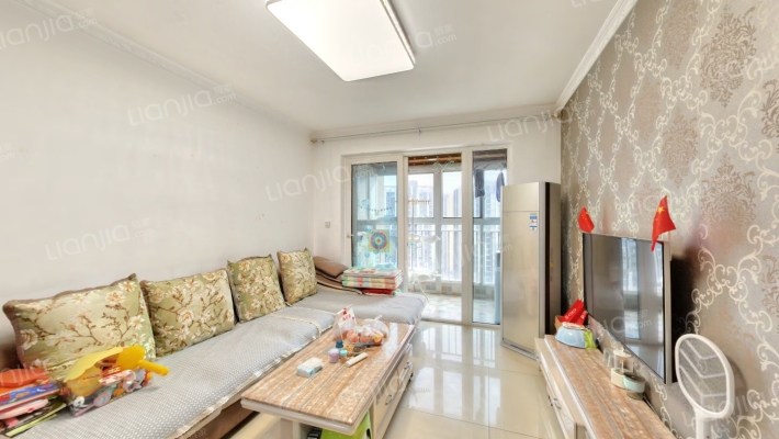 雅居乐铂琅峯二手房实景图