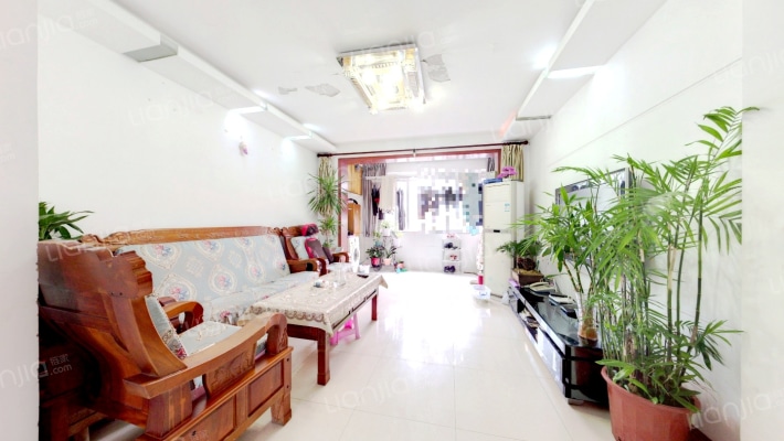 华恒家园二手房实景图