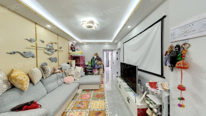 新秀街（新起屯商圈）二手房实景图