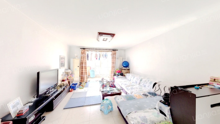 景观花园二手房实景图