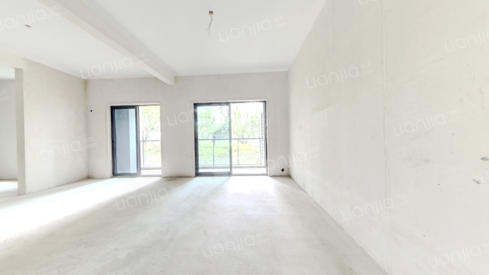 武汉国博新城凤栖居二手房实景图