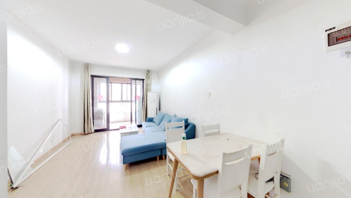 高速翡翠湖畔二手房实景图