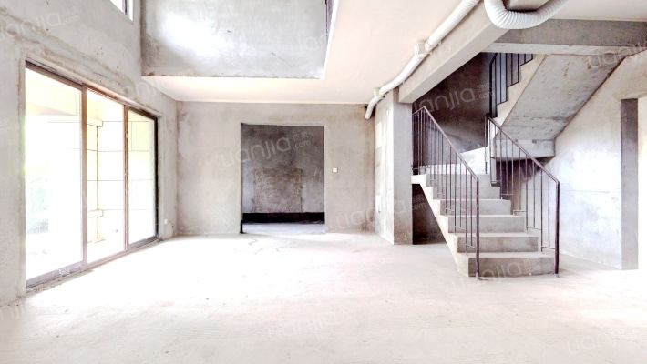 桥达天蓬樾府樱花里二手房实景图