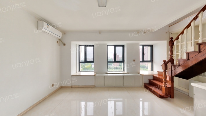 鑫源世纪中心二手房实景图