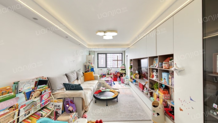 朝新嘉园东里四区二手房实景图