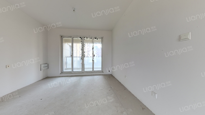 新里铂克花园二手房实景图