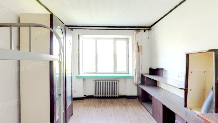 粮库小区二手房实景图