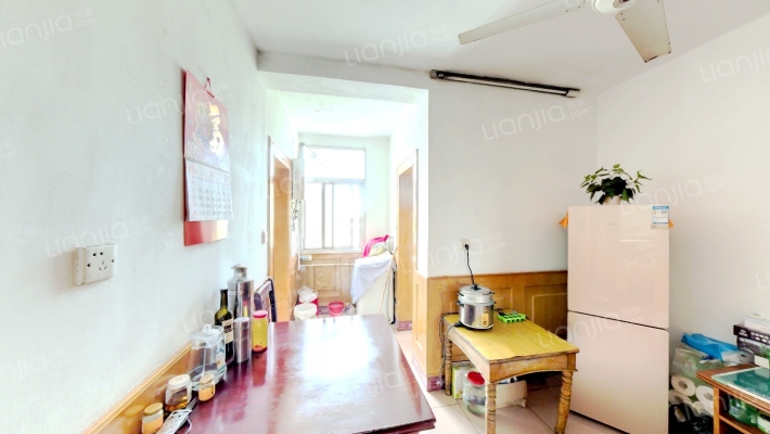 幸福路四十五号二手房实景图