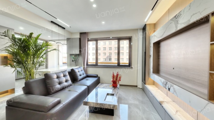 世达嘉府二手房实景图