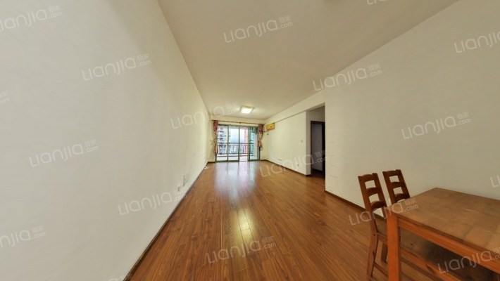 中天彩虹城南区二手房实景图