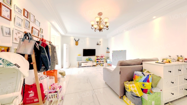 苹果国际二手房实景图