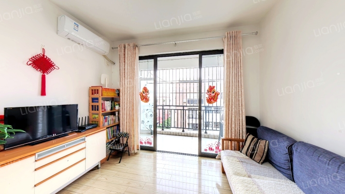 德建华庭二手房实景图