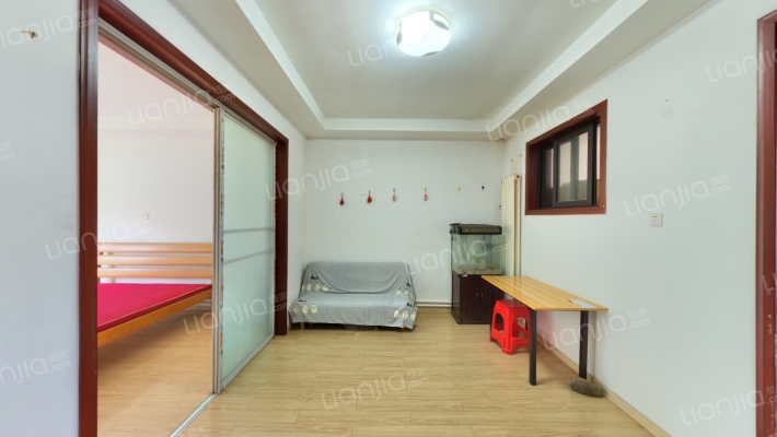 舜耕路14号二手房实景图