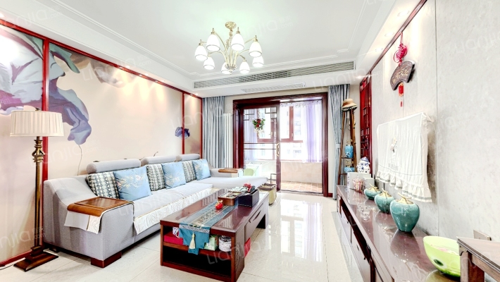 绿地中央广场香庭公馆二手房实景图