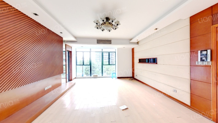 名门豪苑二手房实景图