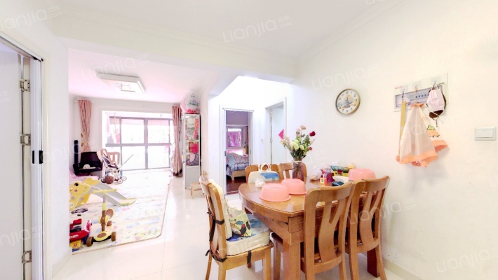 恒天花园里二手房实景图