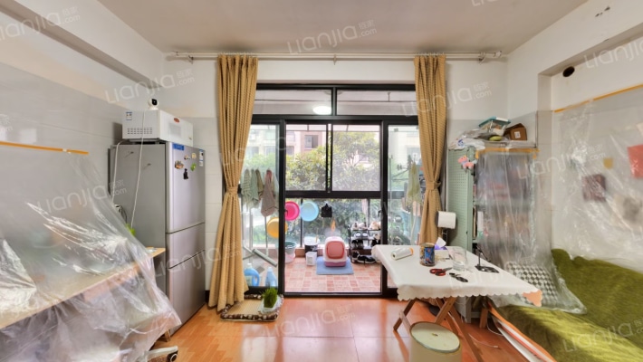 秀月家园南区二手房实景图