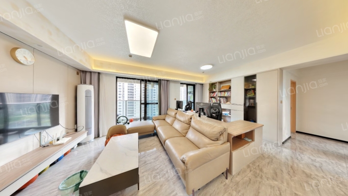 住宅水晶尚庭二手房实景图