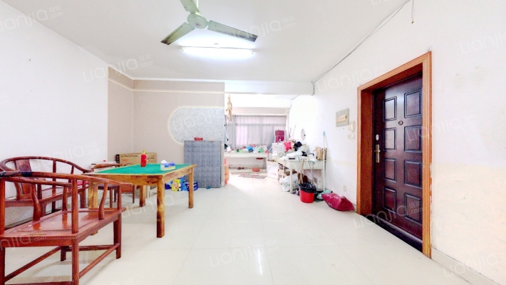 凯旋路1472号二手房实景图