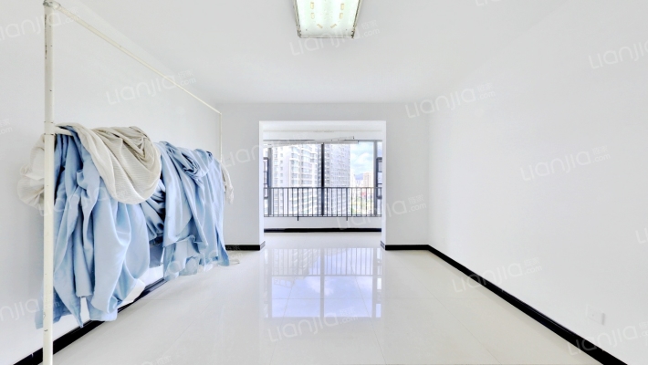 东湖第一城二手房实景图