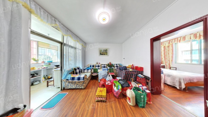 水电九局内区宿舍二手房实景图