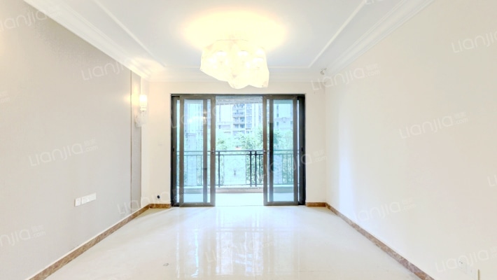 恒大文化旅游城8组团二手房实景图