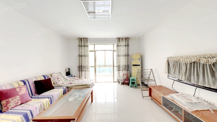 公园绿涛湾东园二手房实景图