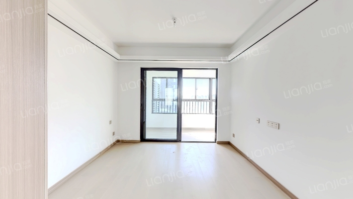 翡翠天际星际二手房实景图