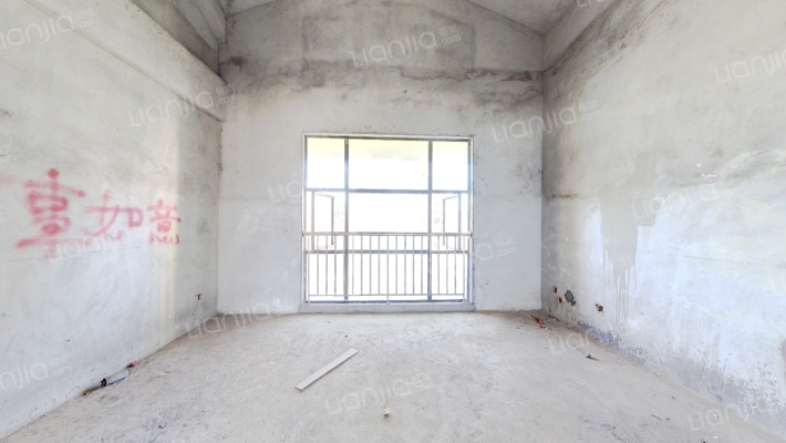 翡翠水城二手房实景图