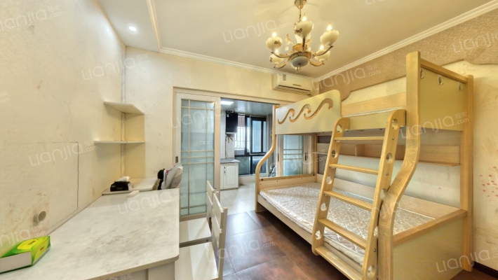 郁金香国际公寓二手房实景图