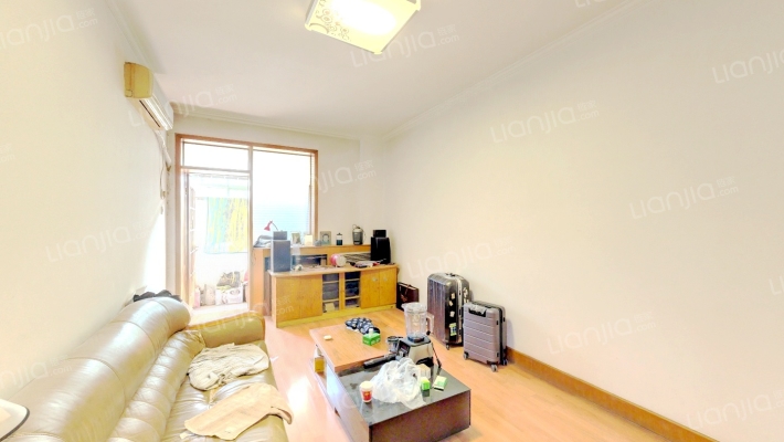 国投宿舍二手房实景图