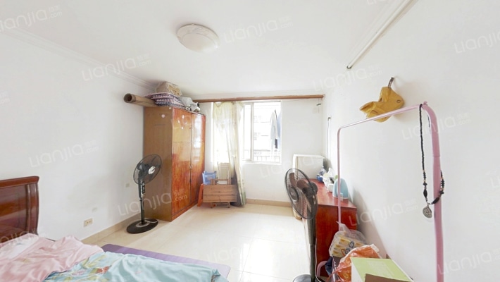 生活区二手房实景图