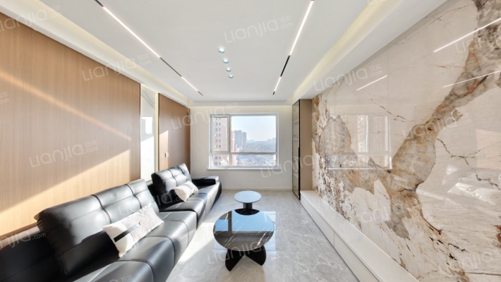 郡原小石城八期蓝湾一期二手房实景图