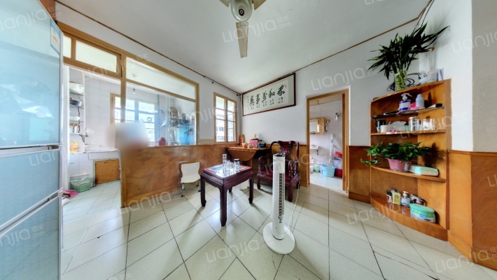 湄长新村二手房实景图