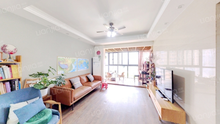 新景翡翠苑二手房实景图