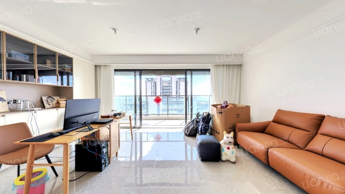 保利明玥半山二手房实景图