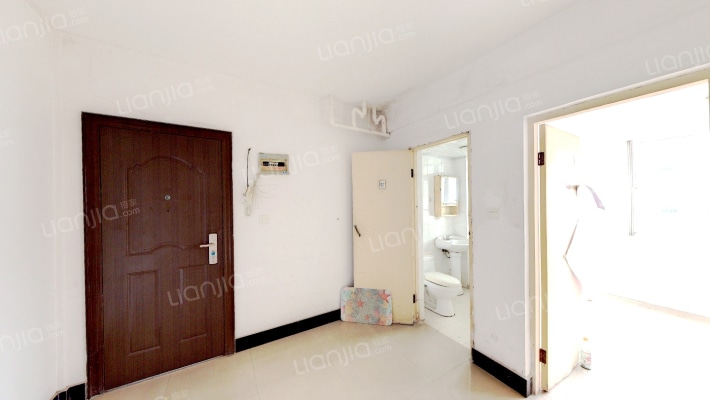 人民路三百九十八号二手房实景图