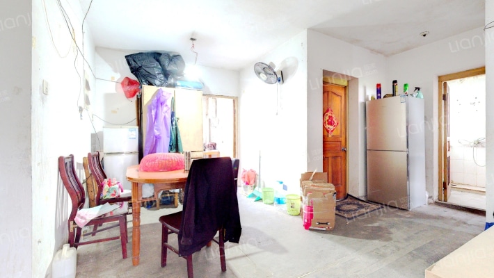 春堤展艺苑二手房实景图