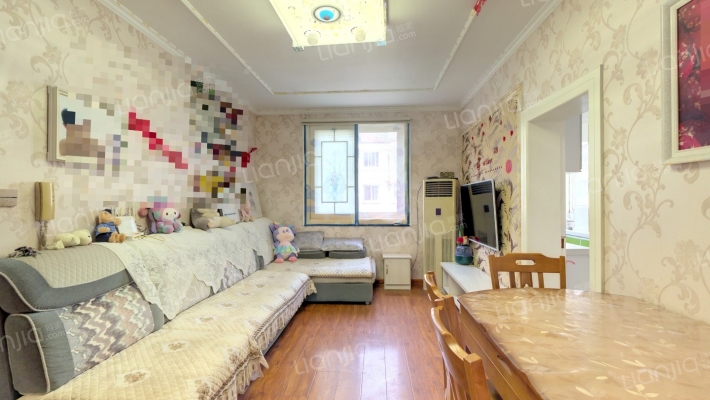 新民小区二手房实景图