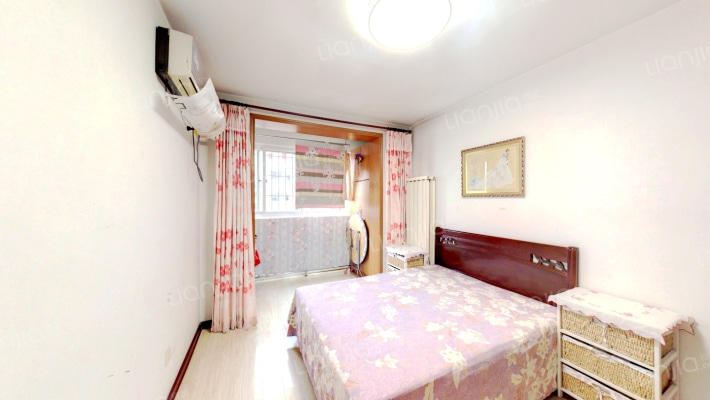 宜鹏园二手房实景图